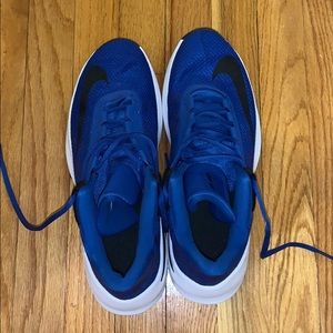 Men’s Nike Air Max Basketball Shoes